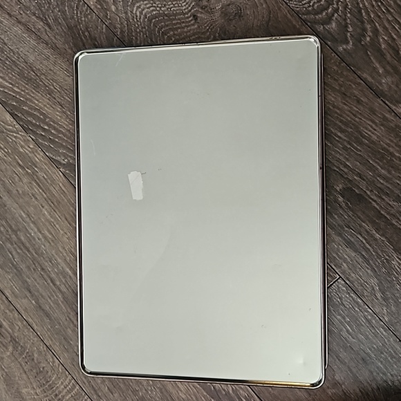 Cadbury Hazelnut Tin box - Picture 3 of 3